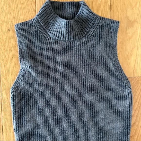 Zara knit sleeveless maxi dress - Picture 3 of 7